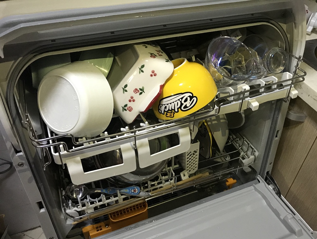 88138BBF-F70E-462E-83F5-6ABB87F35D29_1_105